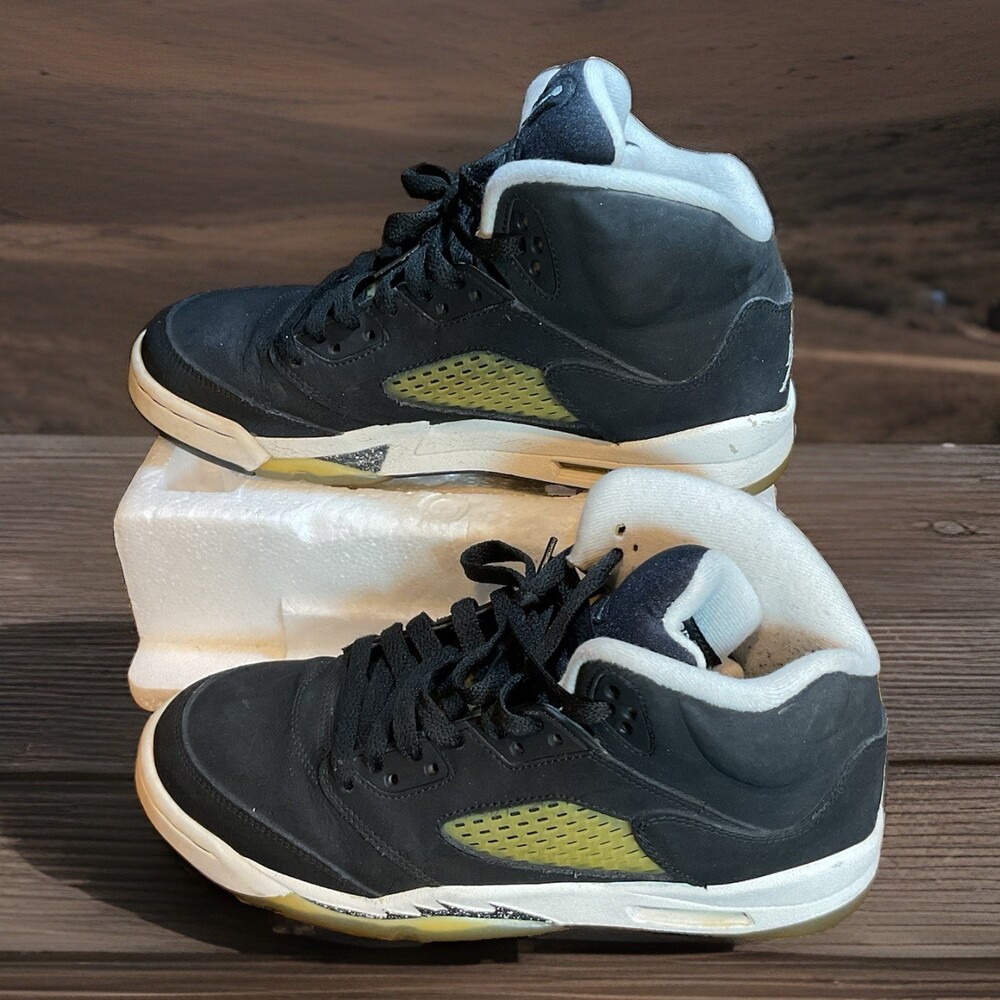Air Jordan 5 Retro 'Oreo' 2013 Size 6.5Y Women Size 8: